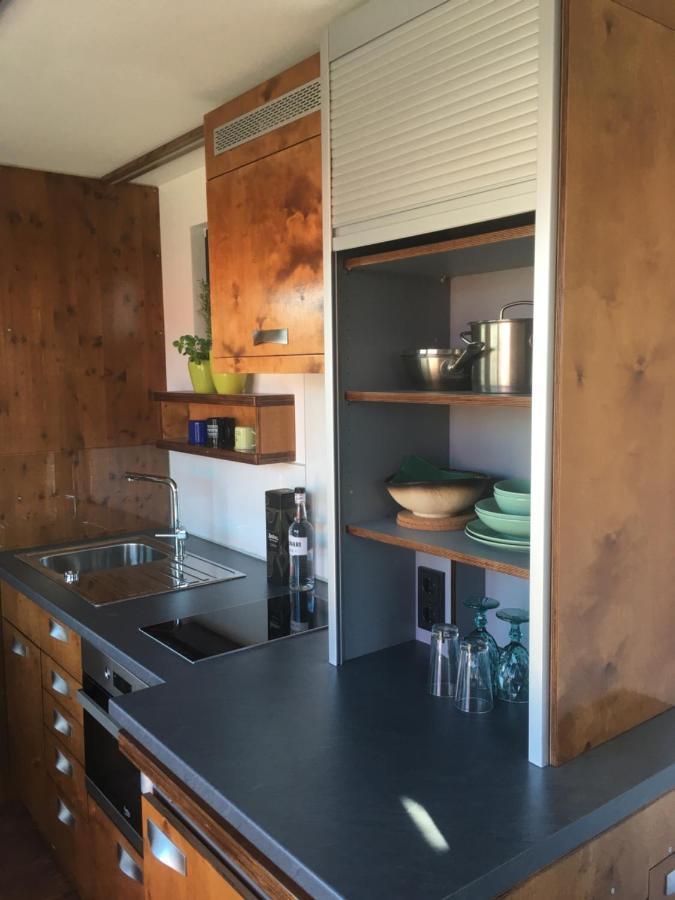 Tiny House Im Seecontainer Mit Parkplatz, Glasfaser, Netflix, Veranda Und Gehobener Ausstattung 코부르크 외부 사진