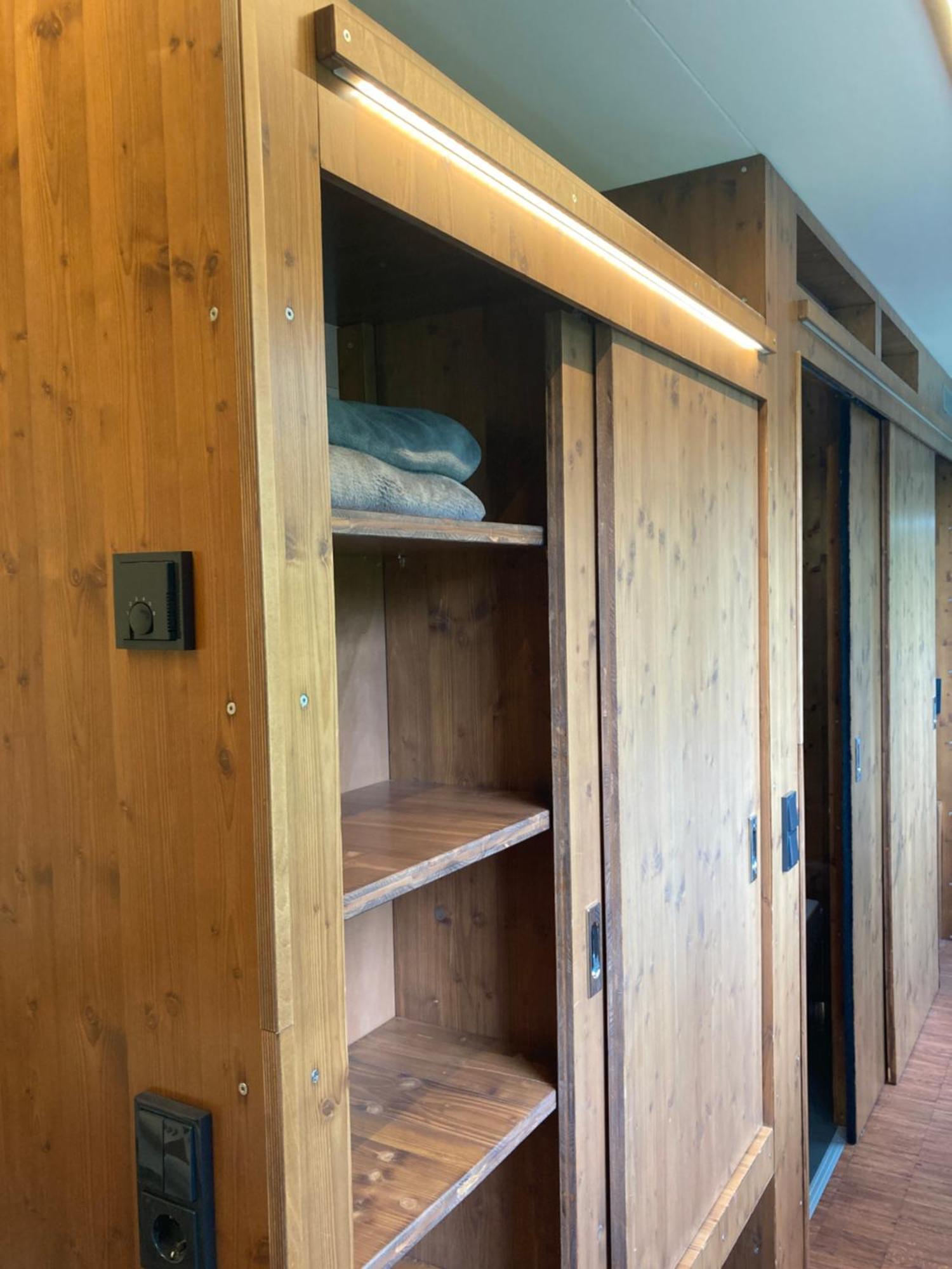 Tiny House Im Seecontainer Mit Parkplatz, Glasfaser, Netflix, Veranda Und Gehobener Ausstattung 코부르크 외부 사진